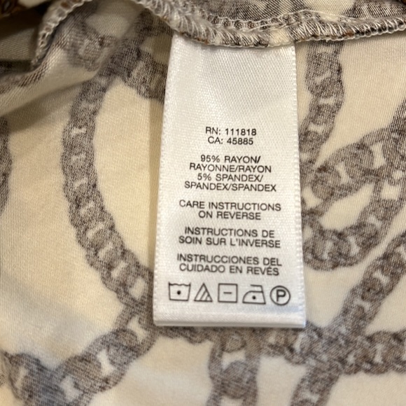 Michael Kors Summer Top. Cream with brown chain design. Size M Ties on neck - Picture 14 of 15